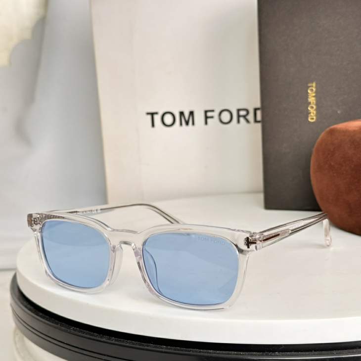 Picture of Tom Ford Sunglasses _SKUfw77836054fw